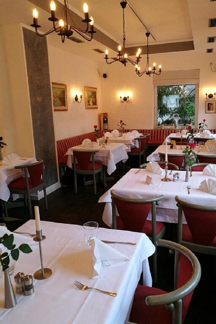 Hotel Apartments Restaurant Cala Luna Marburg Exterior photo