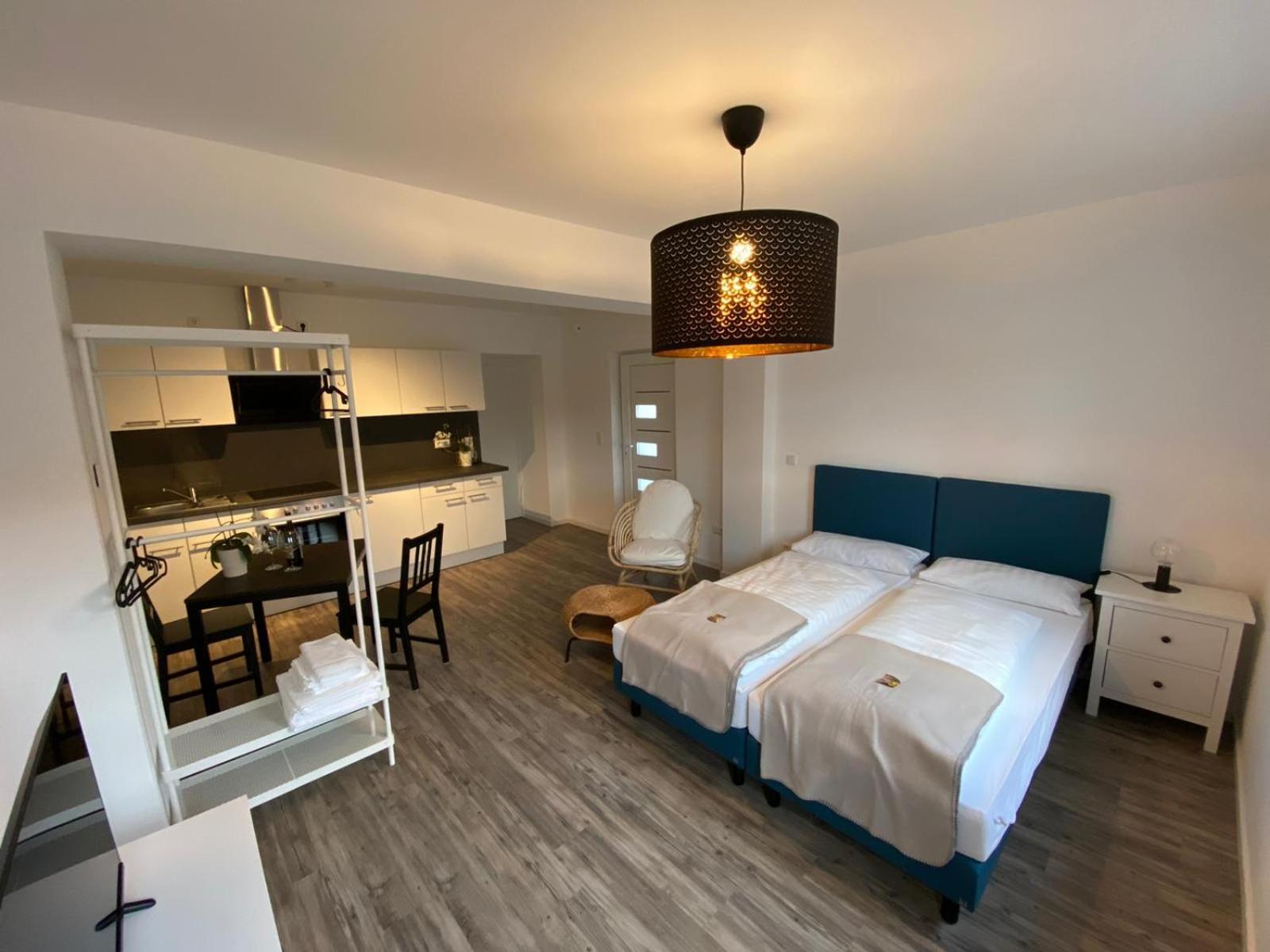 Hotel Apartments Restaurant Cala Luna Marburg Exterior photo